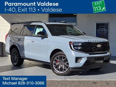 New 2025 Ford Expedition Platinum w/ Stealth Performance Package