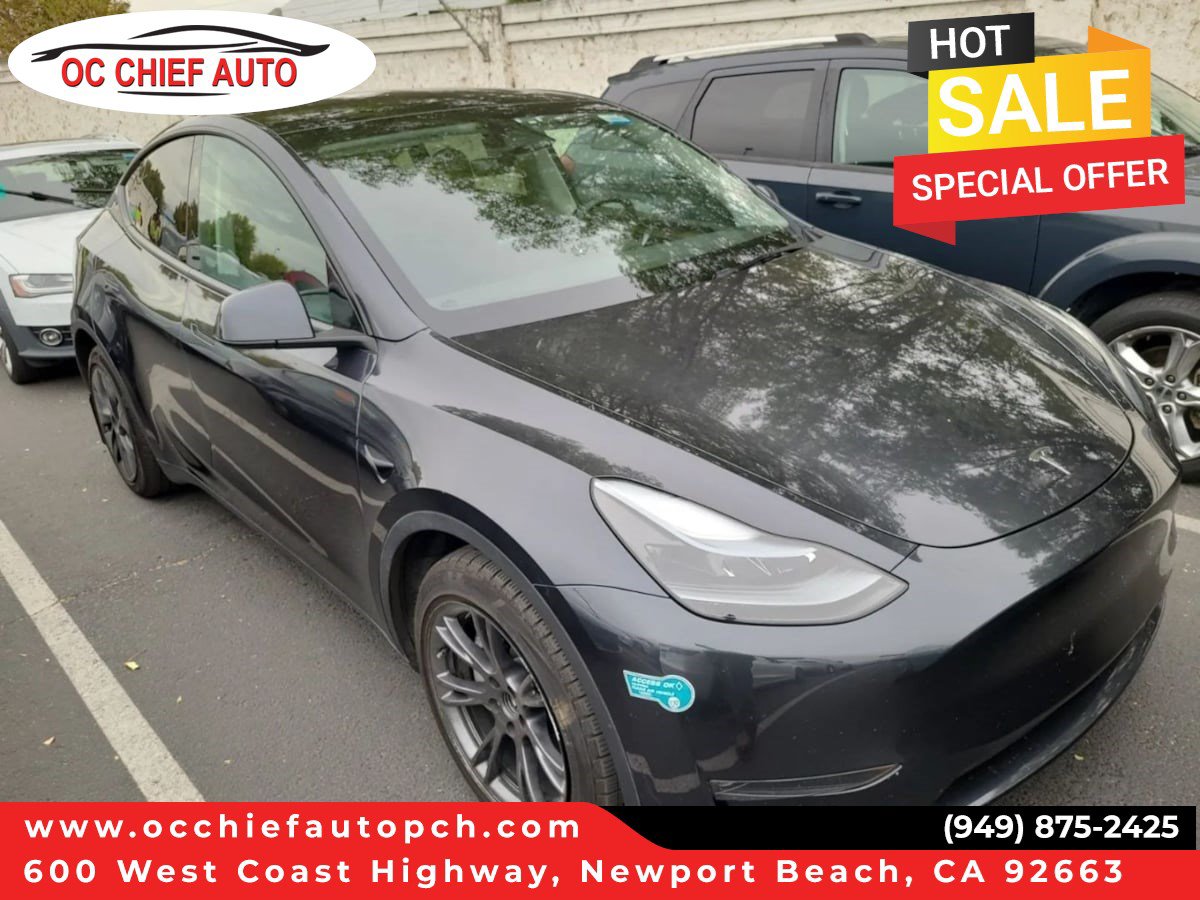 Used 2025 Tesla Model Y Long Range AWD/4WD image 1