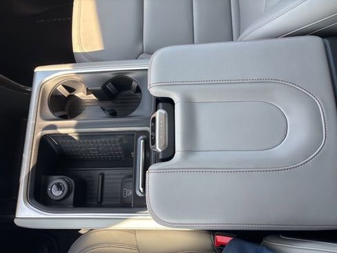 Used 2025 Ford Expedition Max Active image 21