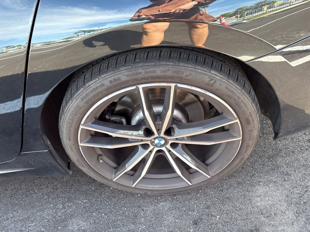 Certified 2023 BMW 330i xDrive Sedan w/ M Sport Package AWD/4WD image 8