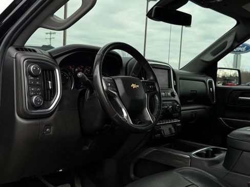 Used 2019 Chevrolet Silverado 1500 LTZ image 14