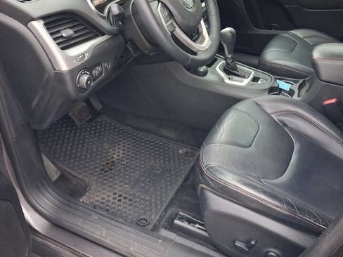 Used 2014 Jeep Cherokee Trailhawk w/ Comfort/Convenience Group image 10