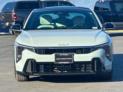 Certified 2025 Kia K4 GT-Line w/ GT-Line Premium Package image 10