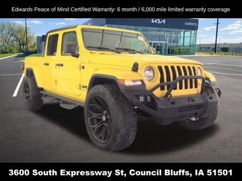 Used 2023 Jeep Gladiator Sport AWD/4WD image 3
