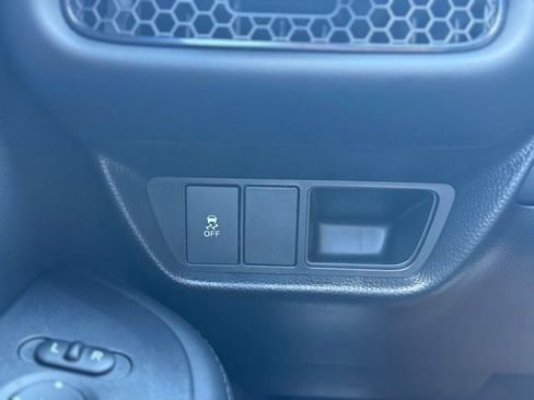 New 2026 Honda HR-V LX image 27