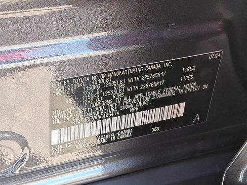 Used 2024 Toyota RAV4 XLE w/ Convenience Package AWD/4WD image 29