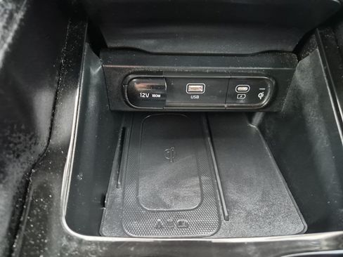 Used 2025 Kia Telluride S FWD image 30