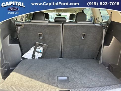 Used 2023 Volkswagen Atlas SE AWD/4WD image 16