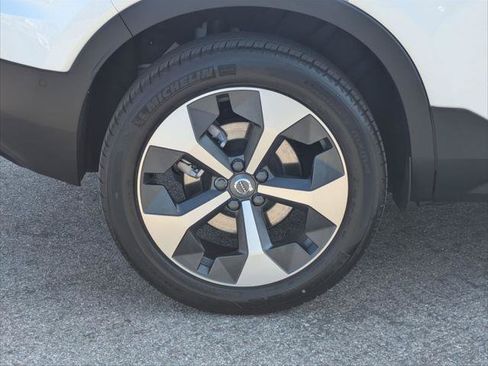 Used 2026 Volvo XC40 B5 Plus w/ Protection Package Premier AWD/4WD image 9