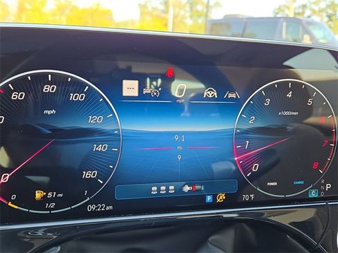 New 2026 Mercedes-Benz E 350 4MATIC Sedan image 6