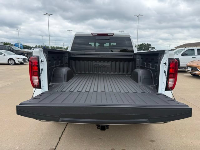 New 2026 GMC Sierra 1500 SLE w/ Preferred Package AWD/4WD image 5