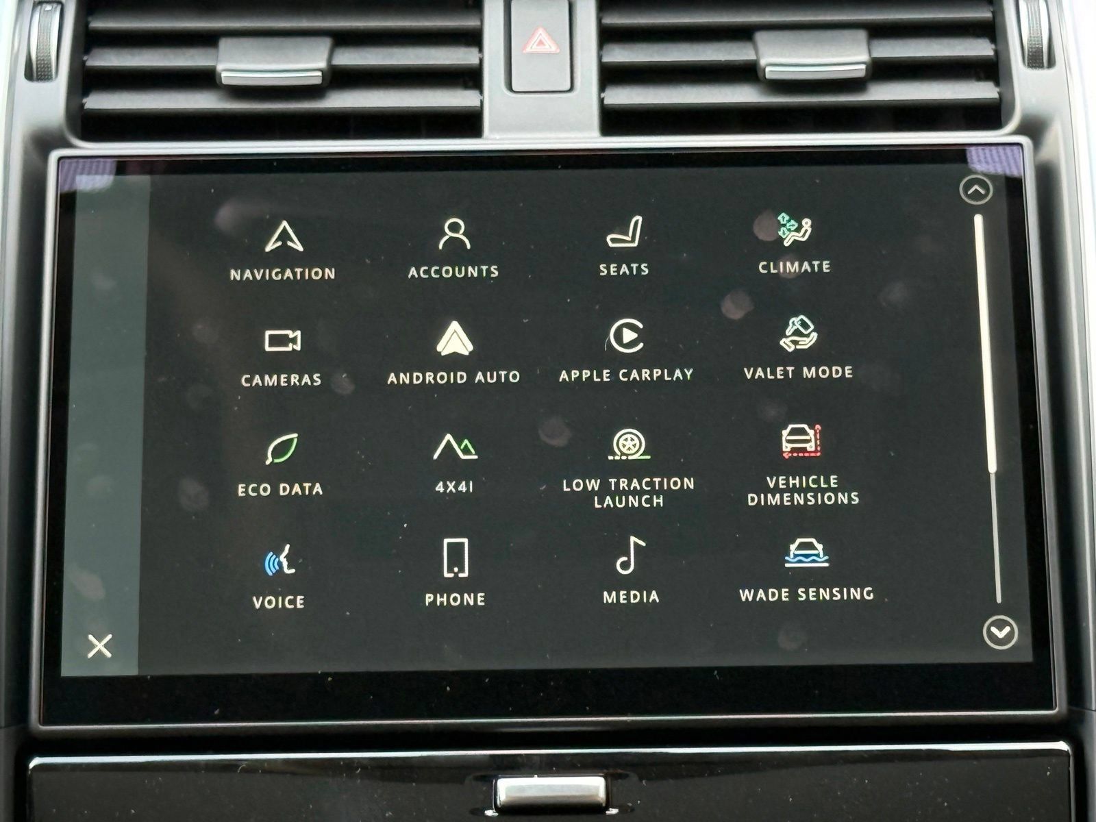 New 2026 Land Rover Discovery Limited Edition AWD/4WD image 29