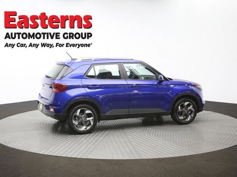 Used 2025 Hyundai Venue SEL image 44