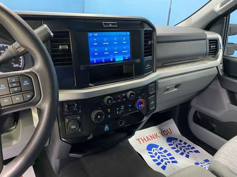 Used 2025 Ford F350 XLT image 28
