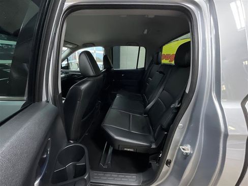 Used 2018 Honda Ridgeline RTL-T image 19