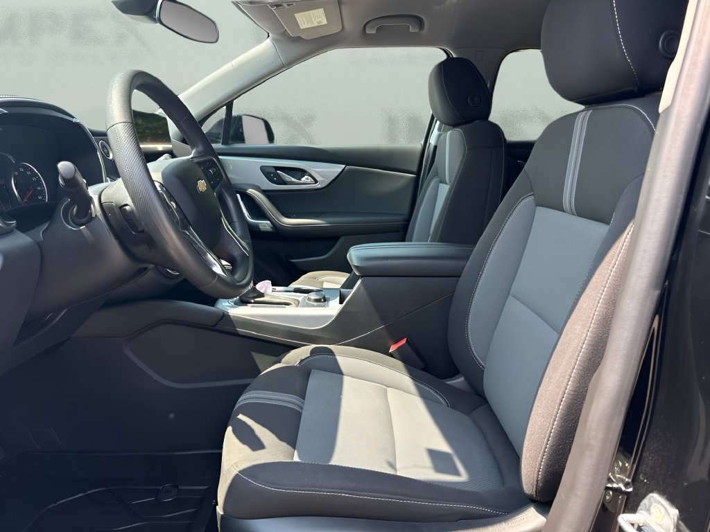 Used 2023 Chevrolet Blazer LT w/ LPO, Floor Liner Package FWD image 9