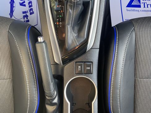 Used 2018 Toyota Corolla SE image 15