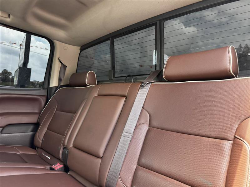 Used 2015 Chevrolet Silverado 1500 High Country w/ High Country Premium Package AWD/4WD image 23