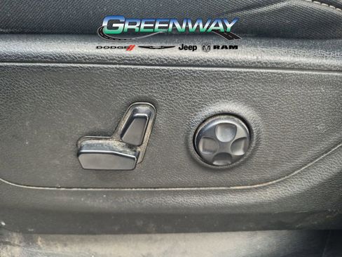 Used 2020 RAM 1500 Big Horn AWD/4WD image 15