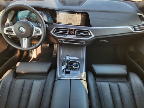 Used 2022 BMW X5 xDrive40i w/ M Sport Package AWD/4WD image 20