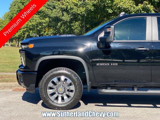 New 2026 Chevrolet Silverado 2500 Custom w/ Custom Value Package AWD/4WD image 10
