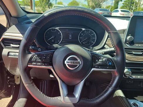 Used 2021 Nissan Altima 2.5 SL AWD/4WD image 22