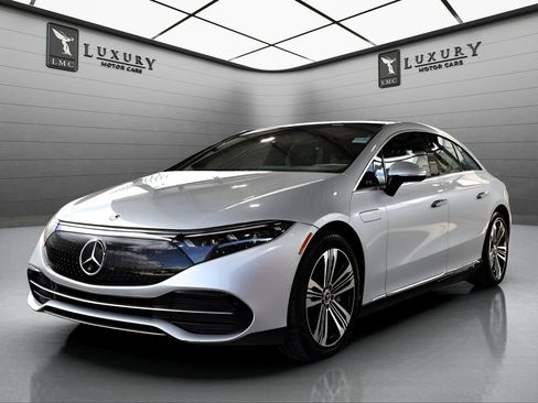 Used 2023 Mercedes-Benz EQS 450+ 4MATIC Sedan image 4