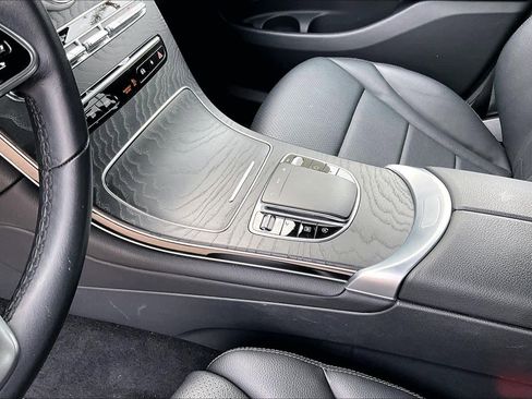 Used 2022 Mercedes-Benz GLC 300 image 16