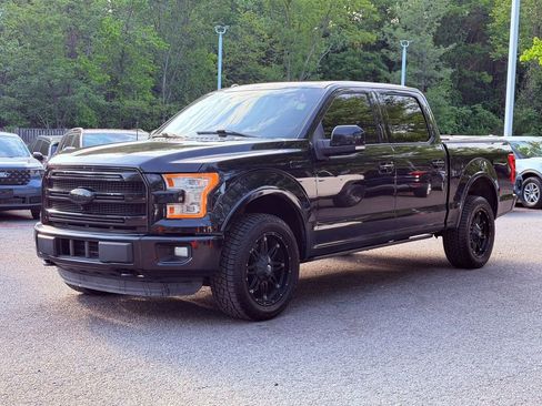 Used 2015 Ford F150 Platinum w/ Equipment Group 701A Luxury AWD/4WD image 3
