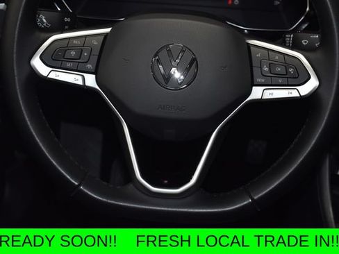 Used 2023 Volkswagen Jetta SE FWD image 25