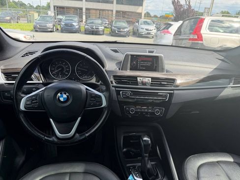 Used 2017 BMW X1 sDrive28i FWD image 16