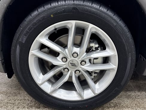 Used 2022 Dodge Durango GT image 2