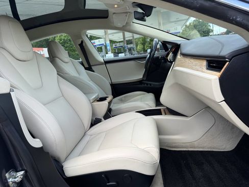 Used 2018 Tesla Model S 75D AWD/4WD image 5