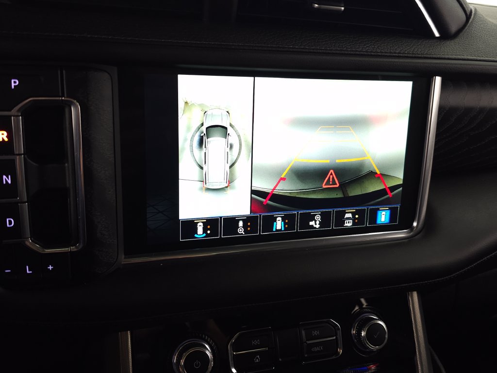 Used 2023 GMC Yukon Denali w/ LPO, Floor Liner Package AWD/4WD image 31