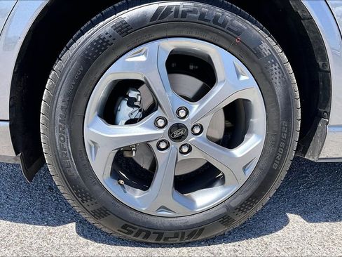 Used 2024 Ford Escape ST-Line AWD/4WD image 9