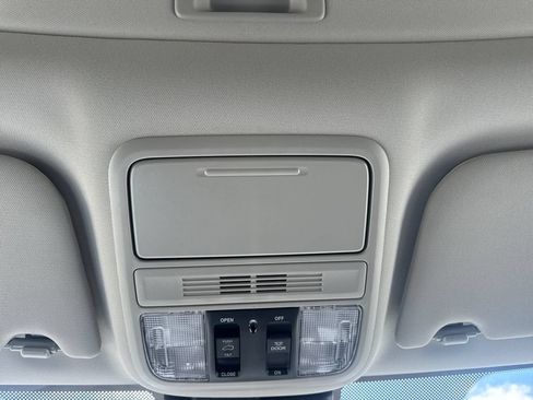 Certified 2026 Honda Odyssey EX-L image 28
