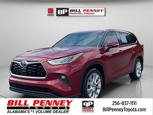 Used 2021 Toyota Highlander Limited image 1