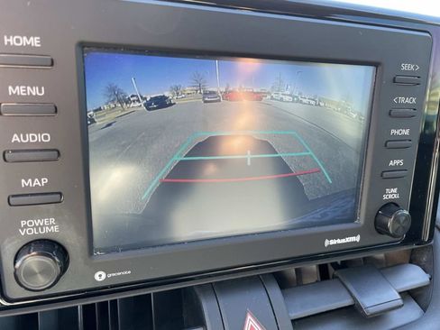 Used 2020 Toyota RAV4 LE image 20