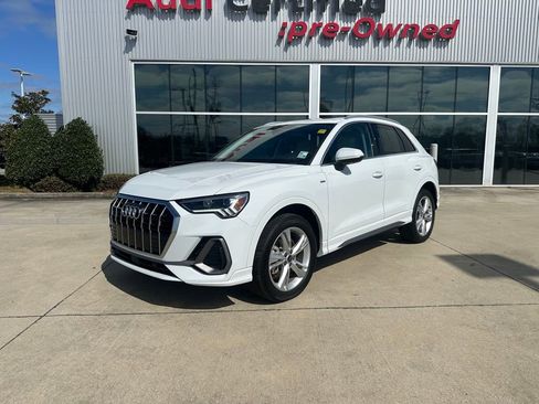 Used 2023 Audi Q3 2.0T Premium Plus w/ Premium Plus Package image 1