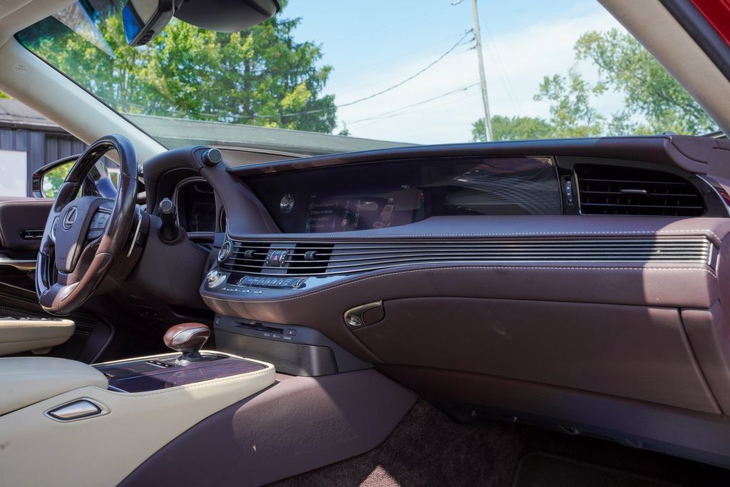 Used 2018 Lexus LS 500 AWD w/ Interior Upgrade Package image 35