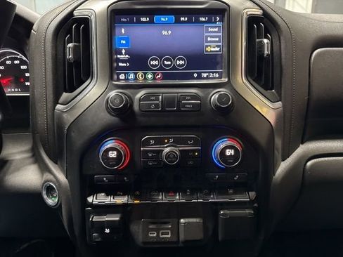 Used 2019 Chevrolet Silverado 1500 LT w/ Convenience Package image 9