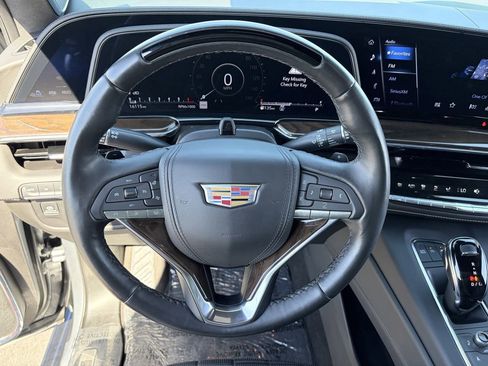Certified 2024 Cadillac Escalade ESV Premium Luxury Platinum AWD/4WD image 24