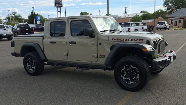 Used 2020 Jeep Gladiator Mojave AWD/4WD image 2