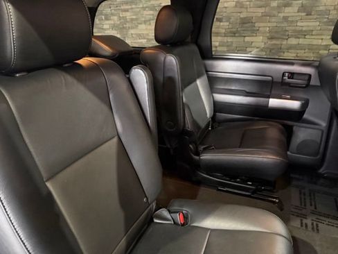 Used 2019 Toyota Sequoia TRD Sport w/ TRD Sport Premium Package AWD/4WD image 33