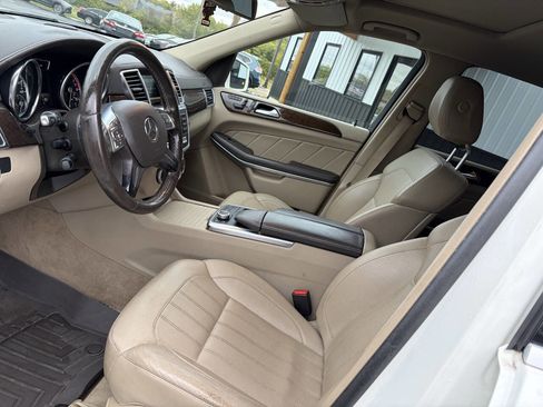 Used 2014 Mercedes-Benz GL 450 4MATIC image 14