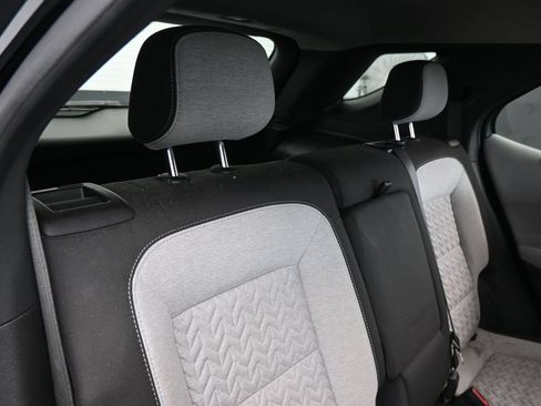 Used 2023 Chevrolet Equinox LS FWD image 34