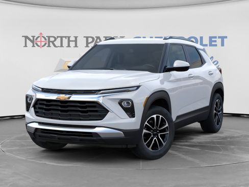 New 2026 Chevrolet TrailBlazer LT w/ Convenience Package FWD image 8
