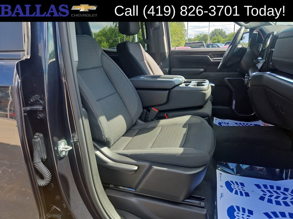 Certified 2023 Chevrolet Silverado 1500 RST w/ Z71 Off-Road Package AWD/4WD image 25