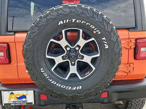 Used 2019 Jeep Wrangler Unlimited Rubicon AWD/4WD image 11