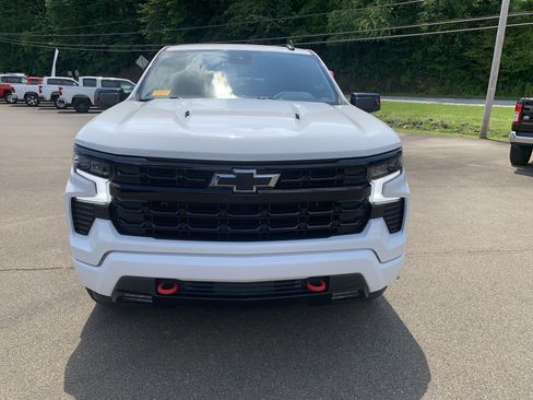 Used 2024 Chevrolet Silverado 1500 RST w/ Redline Edition AWD/4WD image 4